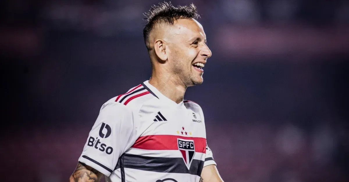 Rafinha Próximo do Fim: Jornada no São Paulo Rumo à Aposentadoria