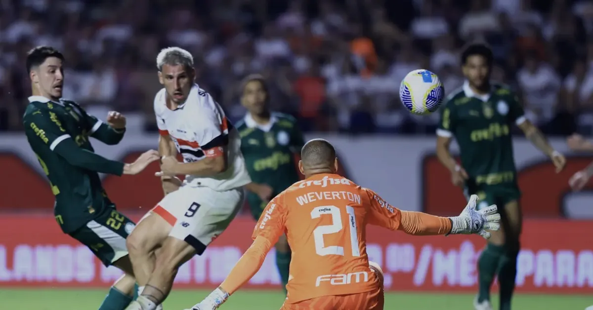 São Paulo: Pressão Aumenta Antes do Clássico com o Palmeiras